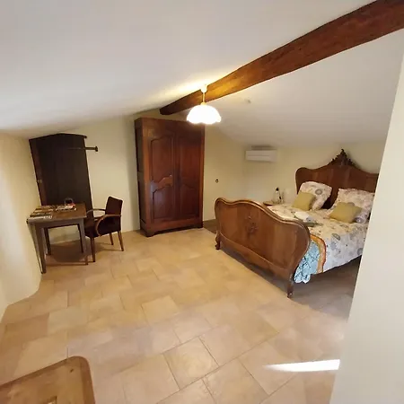 Le Cocon De La Corgne Semesterbostad